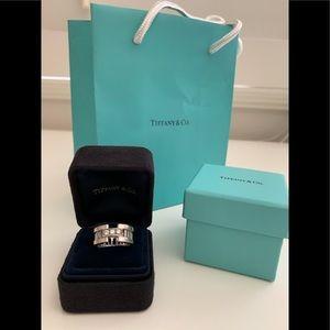 Tiffany & Co. Atlas Ring
